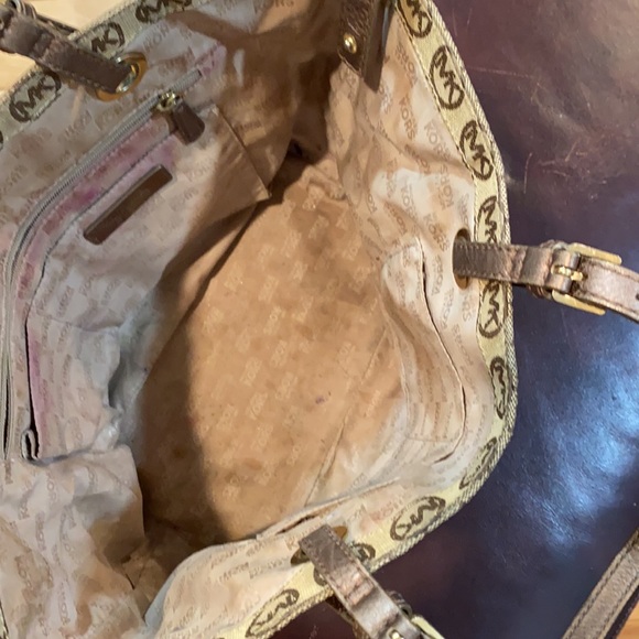 Michael Kors Beige & Gold glitter bag hobo/ tote / baby bag Carry All TOTE 12x12 - Picture 3 of 10